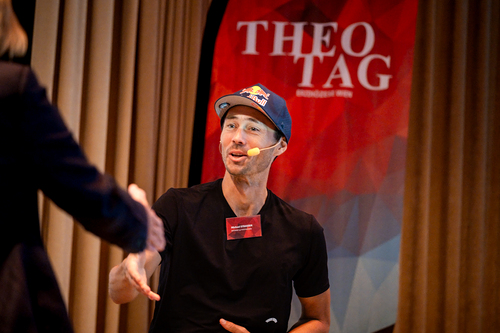 Theotag